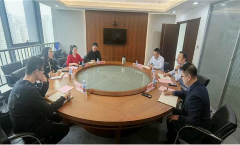 南京浦口经济开发有限公司副总经理牛东芳一行来我公司座谈交流